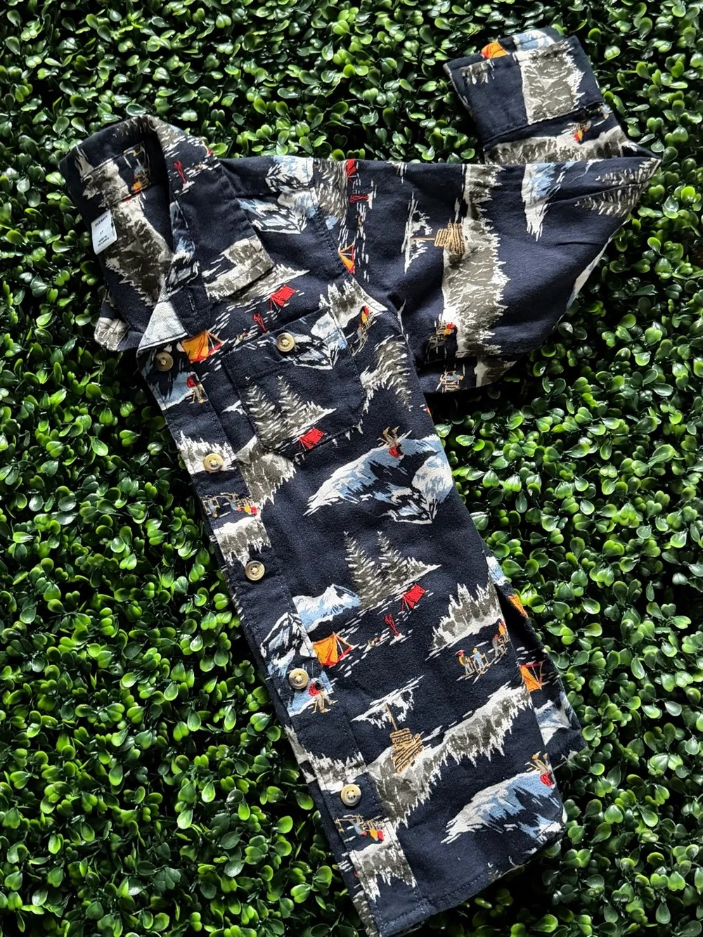 Old Navy Blue Scenic Camp Print Button-Down Shirt